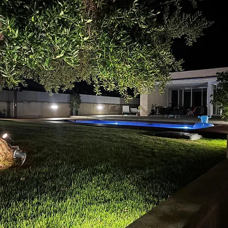 Villa Legendary Lemon