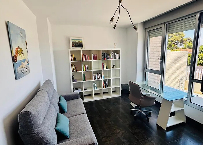 Legendary Lemon Villa