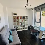 Legendary Lemon Villa